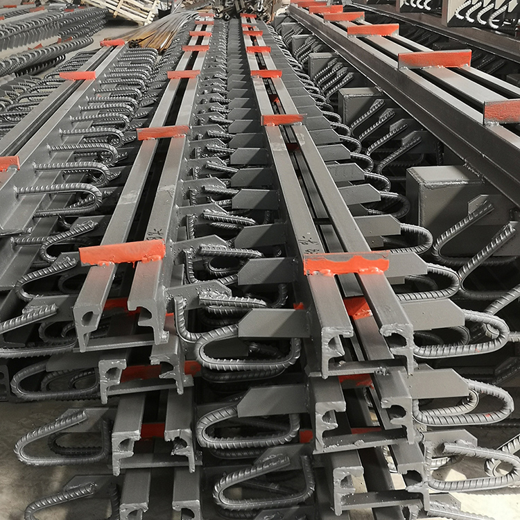 Br&uuml;ckenkompensatoren