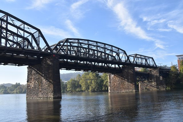 धातु पुल