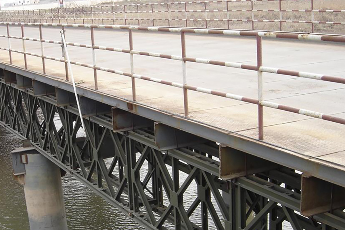  Эстакада и платформа 